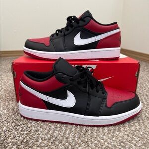 Air Jordan 1 low ‘Gym Red/Black/White’ (NWOT)